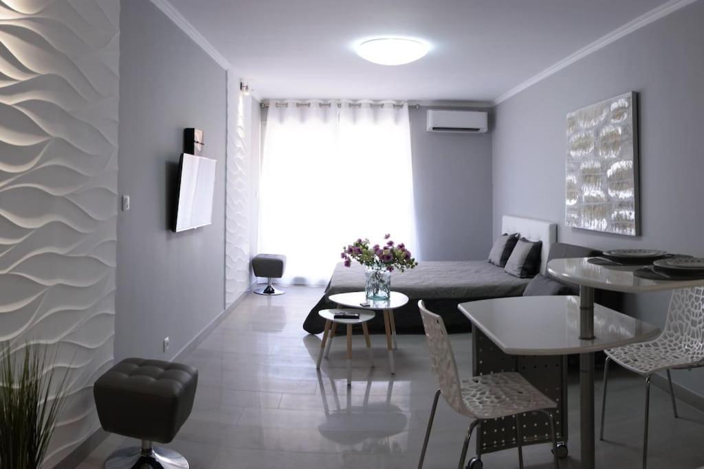 Stylish Studio In Only 50 Meters From Beach ! Nice Exteriör bild
