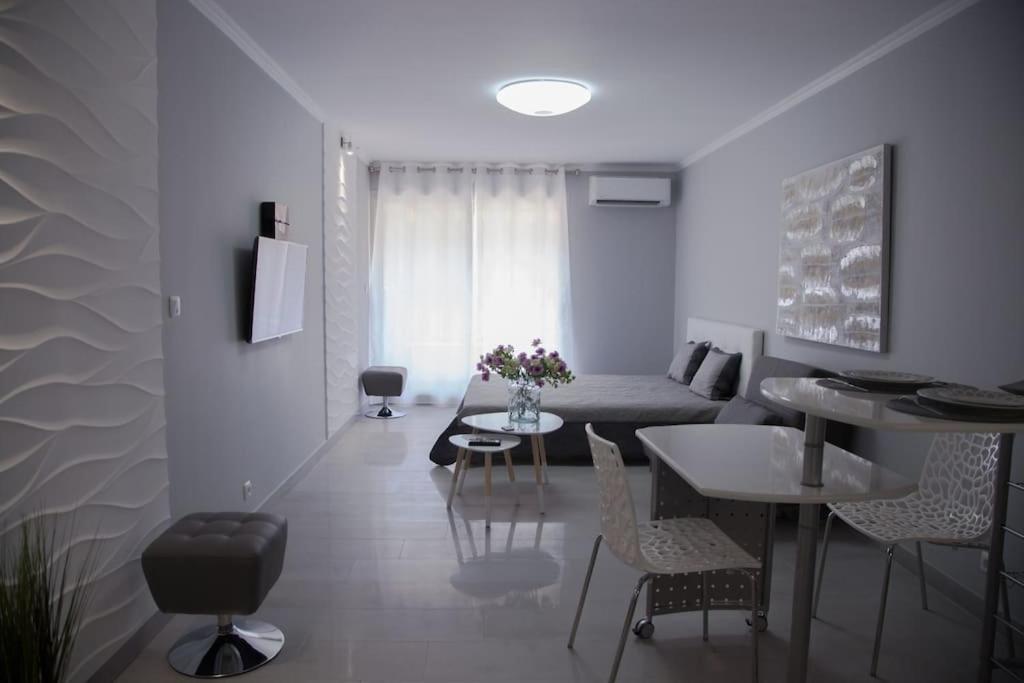 Stylish Studio In Only 50 Meters From Beach ! Nice Exteriör bild
